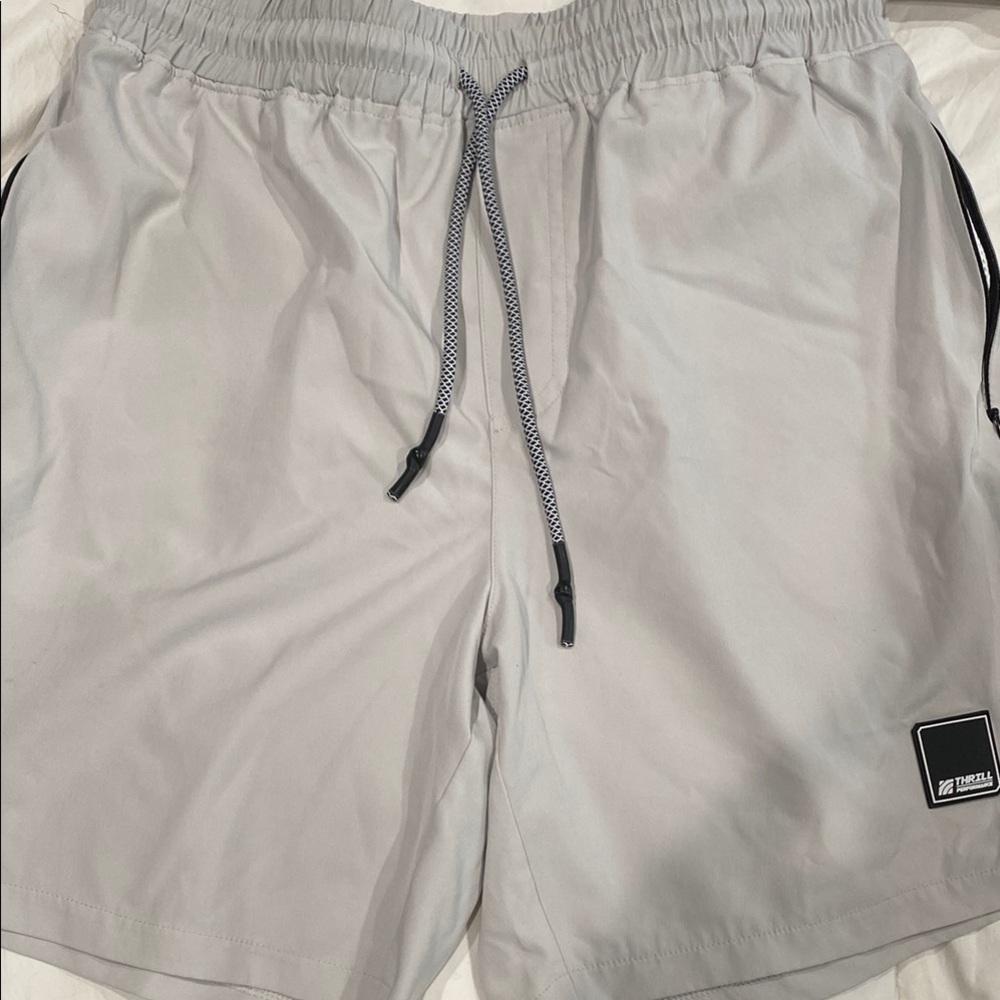Men's Gray Shorts